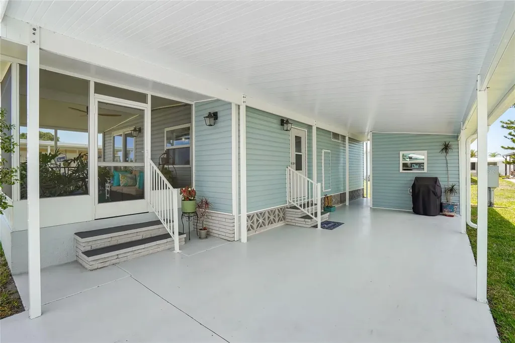 512 Imperial Drive North Port FL 34287