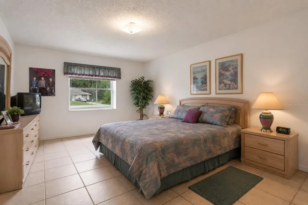 1921 Bonneville Drive Orlando FL 32826
