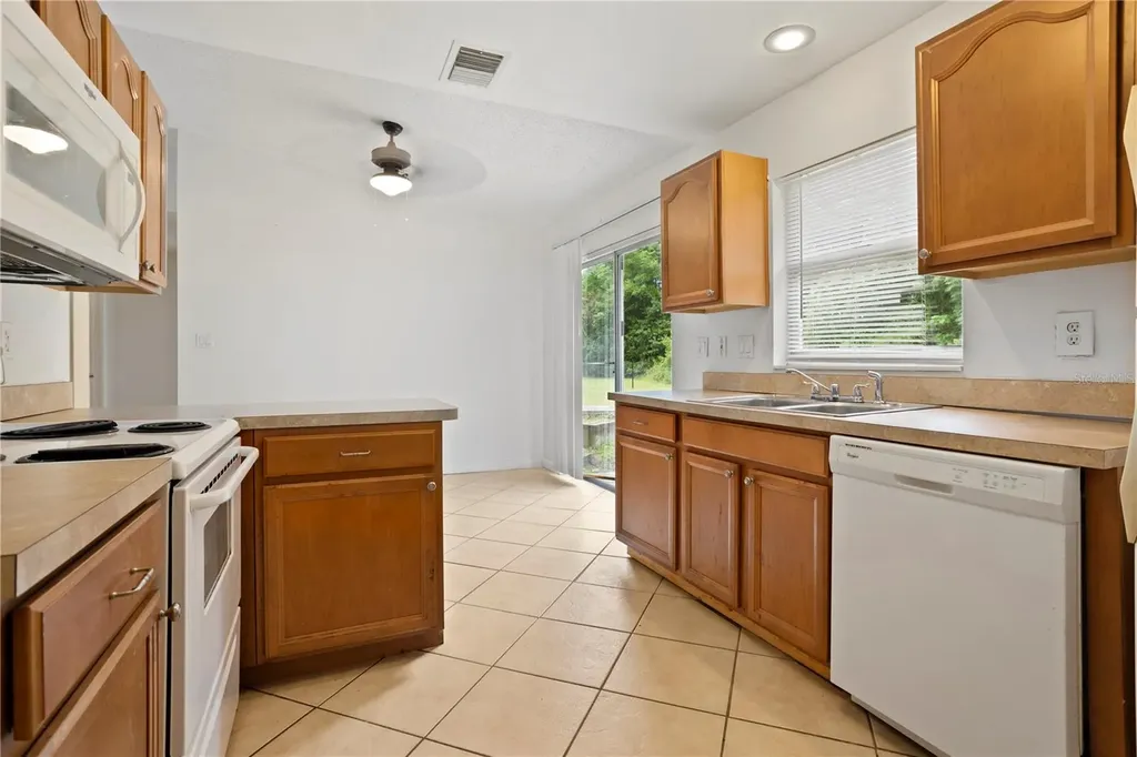 1921 Bonneville Drive Orlando FL 32826