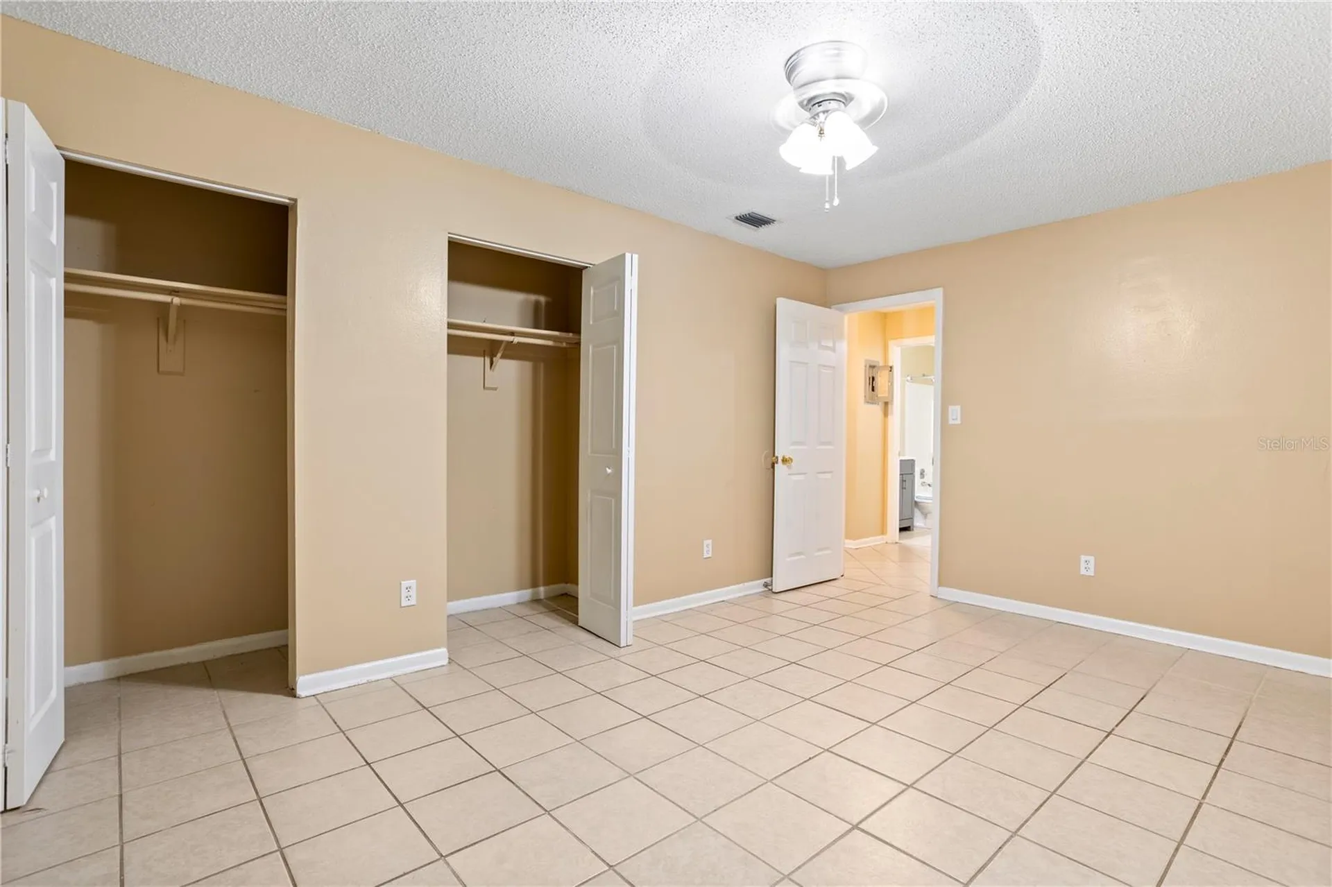1921 Bonneville Drive Orlando FL 32826