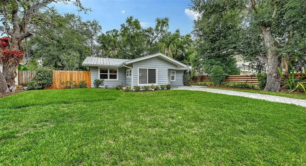 1773 Harmony Lane Sarasota FL 34239