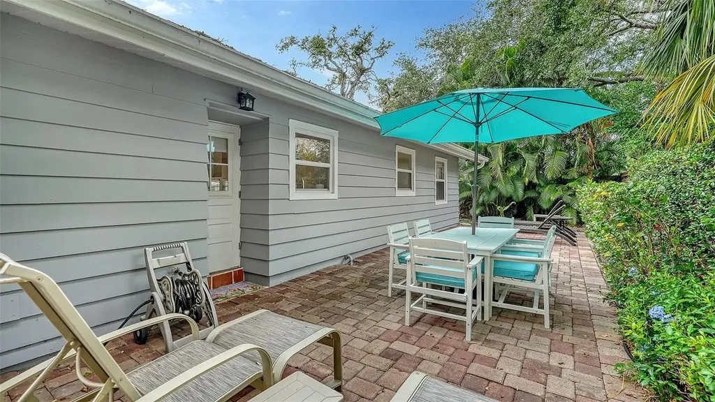 1773 Harmony Lane Sarasota FL 34239