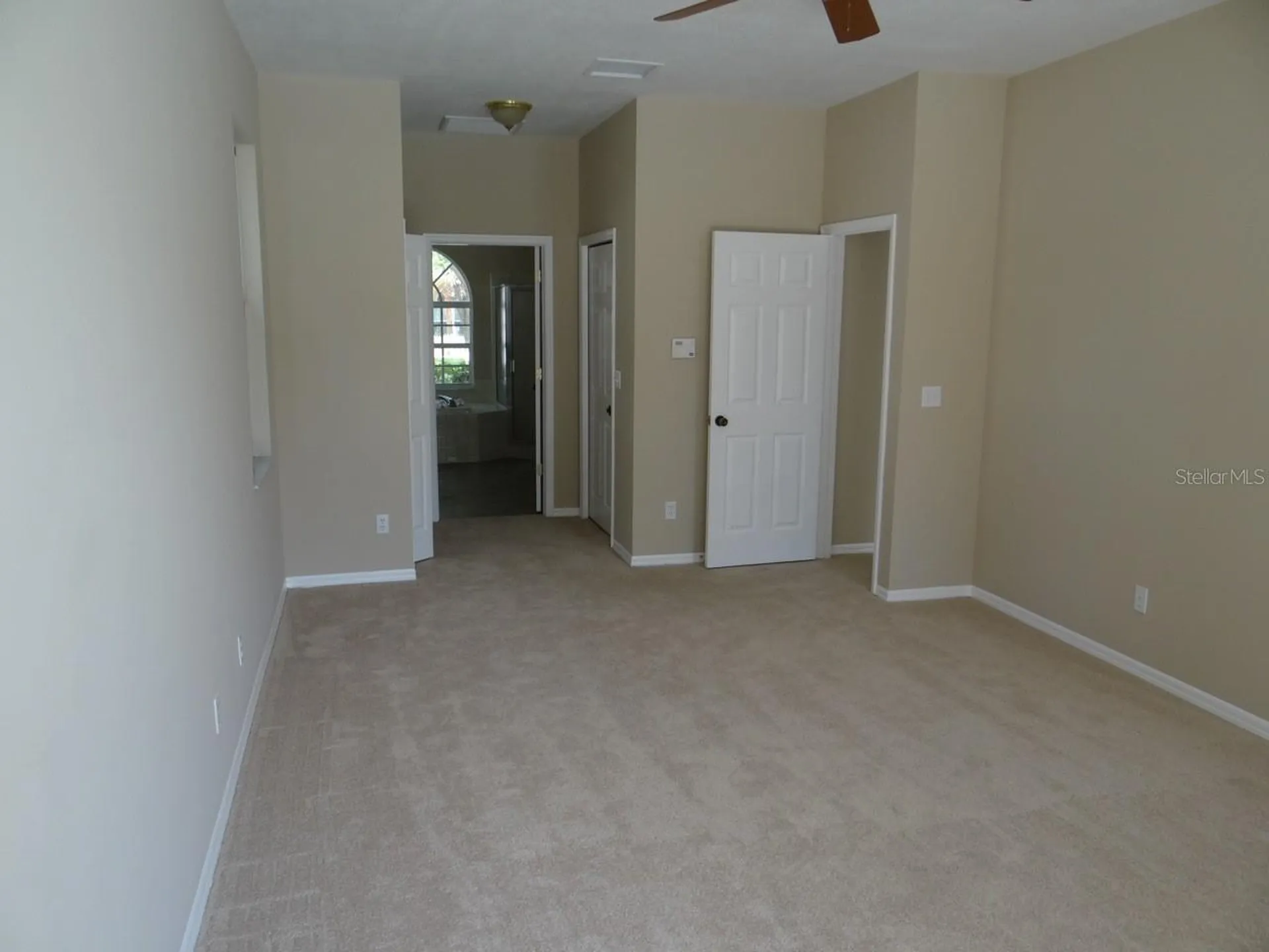 17712 Hampshire Oak Drive Tampa FL 33647