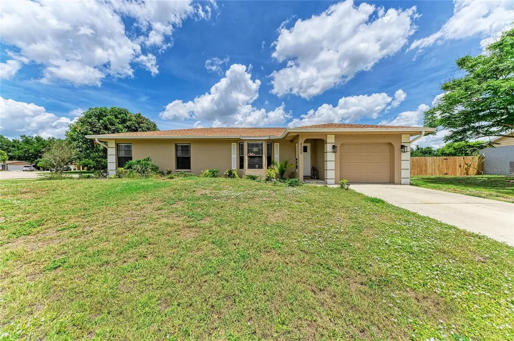 4505 30th Street Circle E Bradenton FL 34203