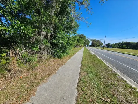 123 W 2nd Avenue Pierson FL 32180