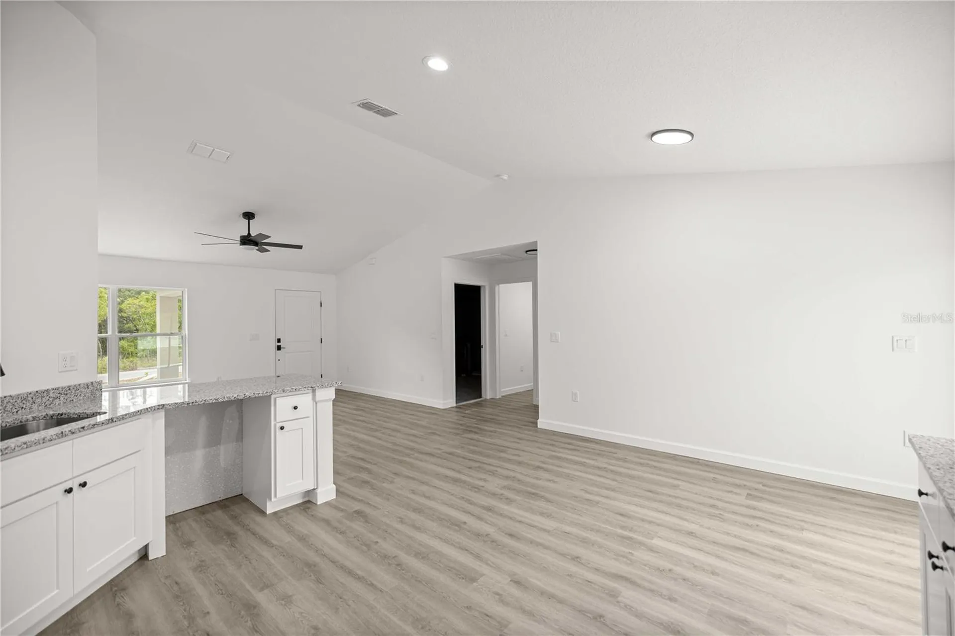 22433 SW Rainbow Lakes Boulevard Dunnellon FL 34431