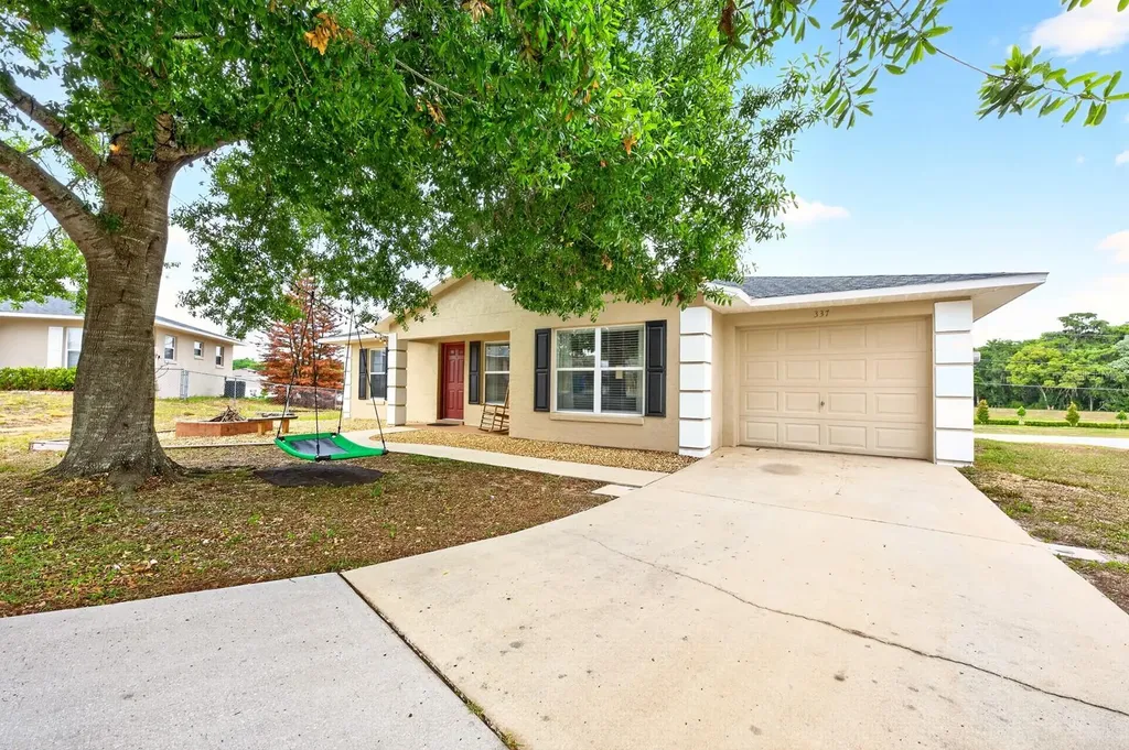 337 Windridge Place Tavares FL 32778