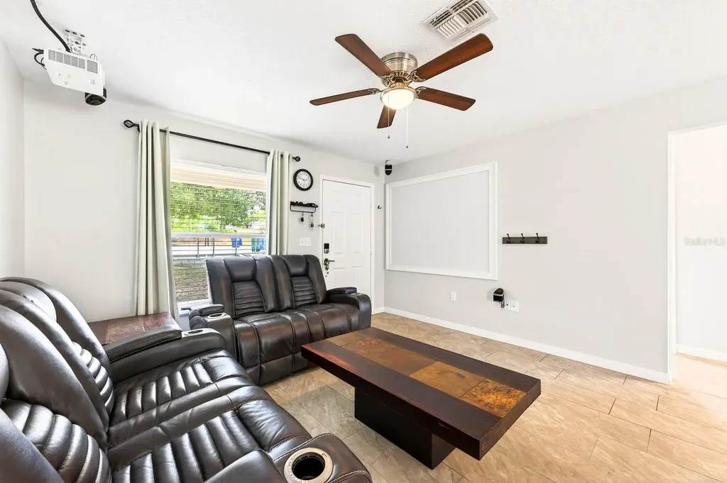 337 Windridge Place Tavares FL 32778