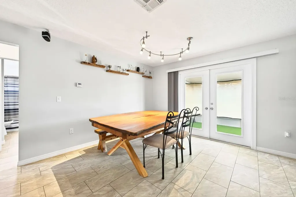 337 Windridge Place Tavares FL 32778