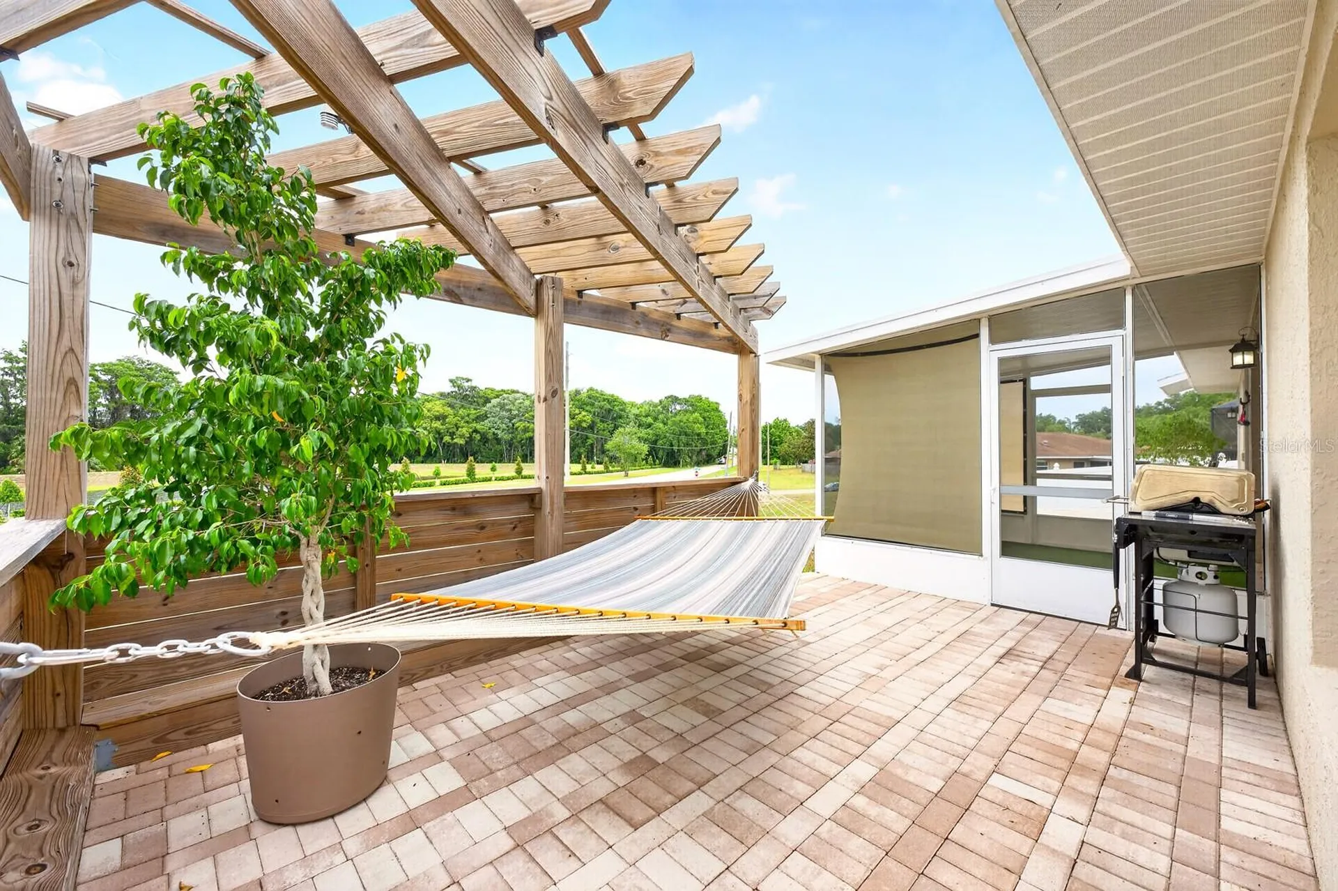 337 Windridge Place Tavares FL 32778
