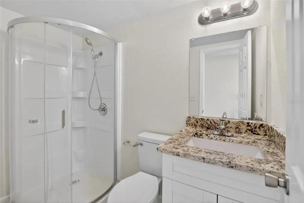 8738 N Tangerine Place Tampa FL 33617