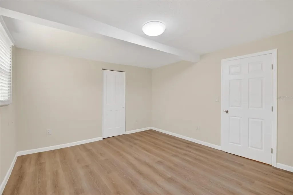 8738 N Tangerine Place Tampa FL 33617
