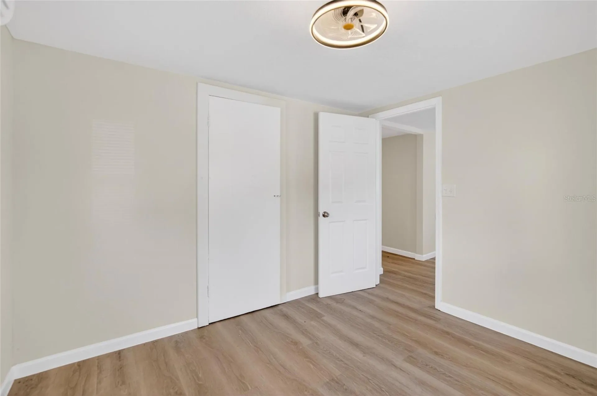 8738 N Tangerine Place Tampa FL 33617