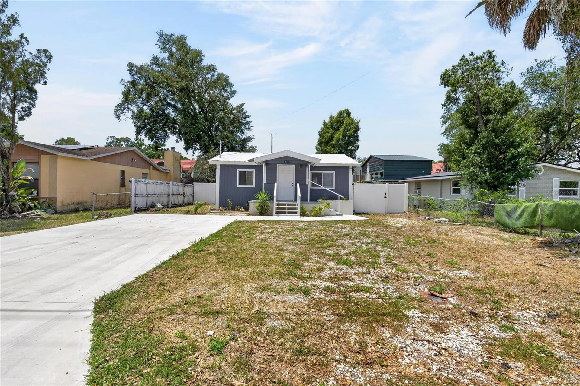 8738 N Tangerine Place Tampa FL 33617