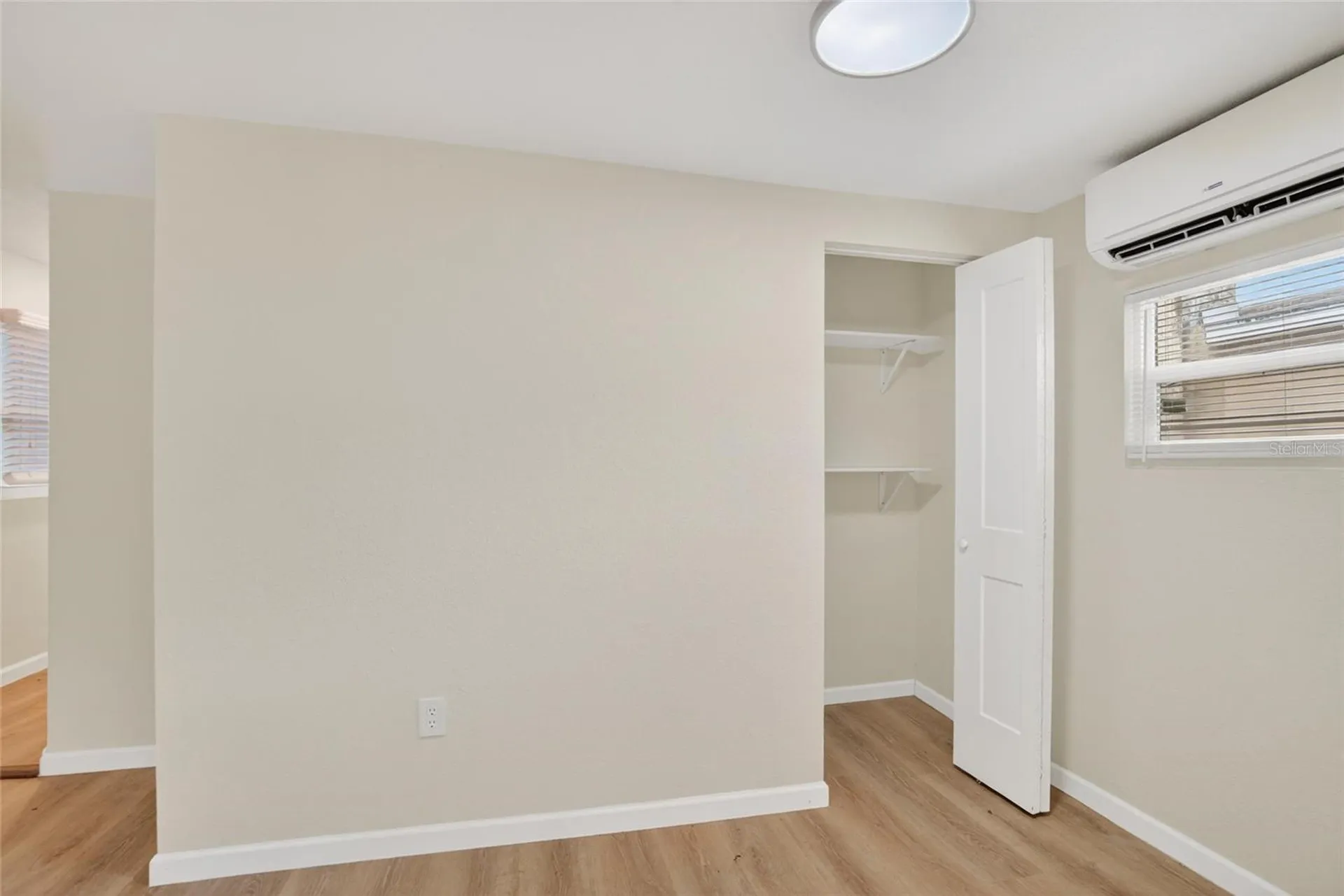 8738 N Tangerine Place Tampa FL 33617