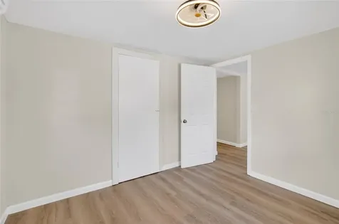 8738 N Tangerine Place Tampa FL 33617
