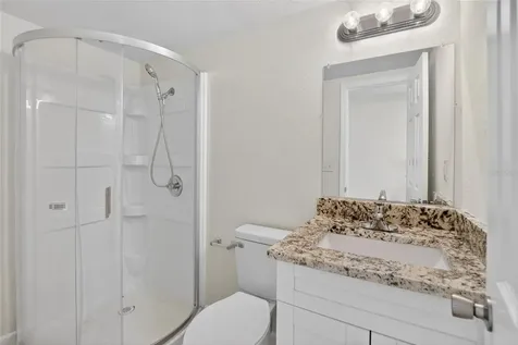 8738 N Tangerine Place Tampa FL 33617