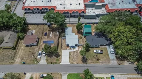 8738 N Tangerine Place Tampa FL 33617