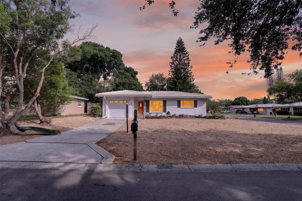 2033 Timber Lane Clearwater FL 33763