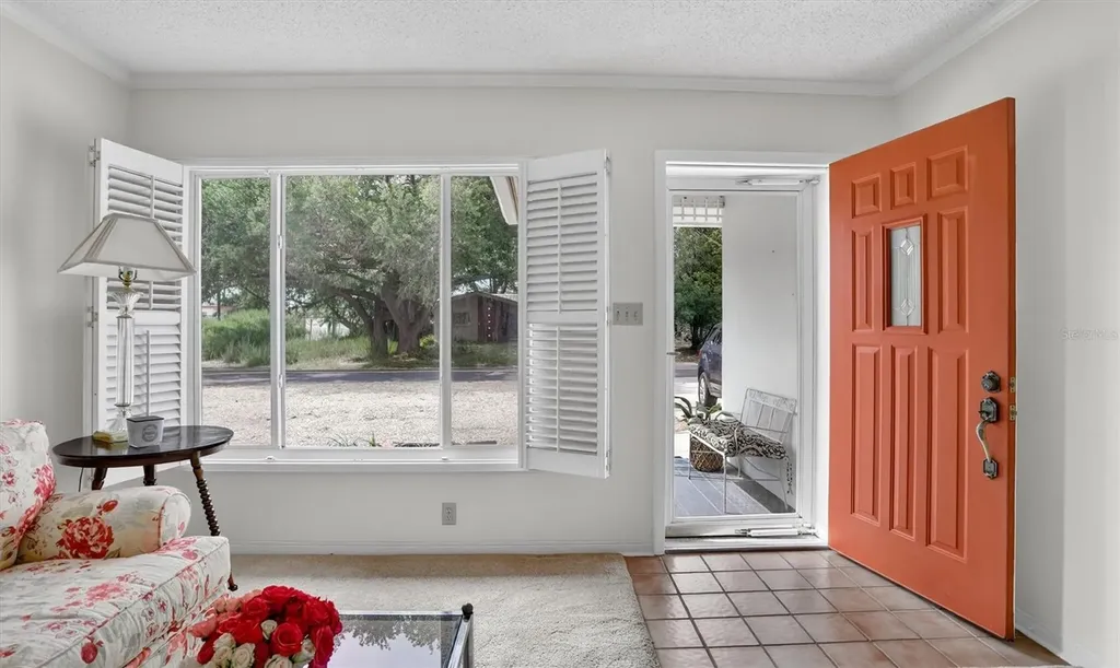 2033 Timber Lane Clearwater FL 33763