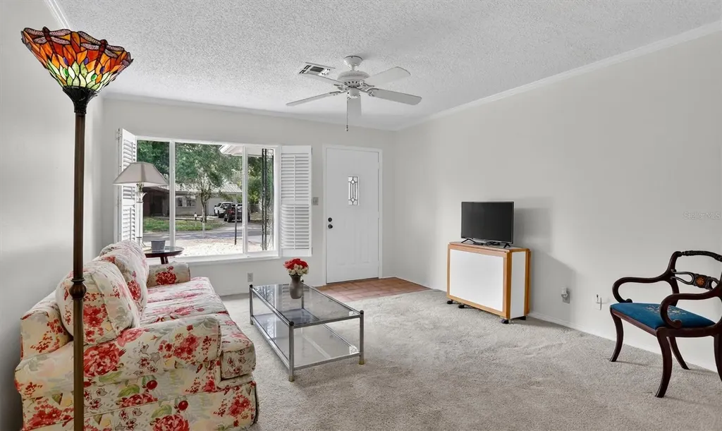 2033 Timber Lane Clearwater FL 33763