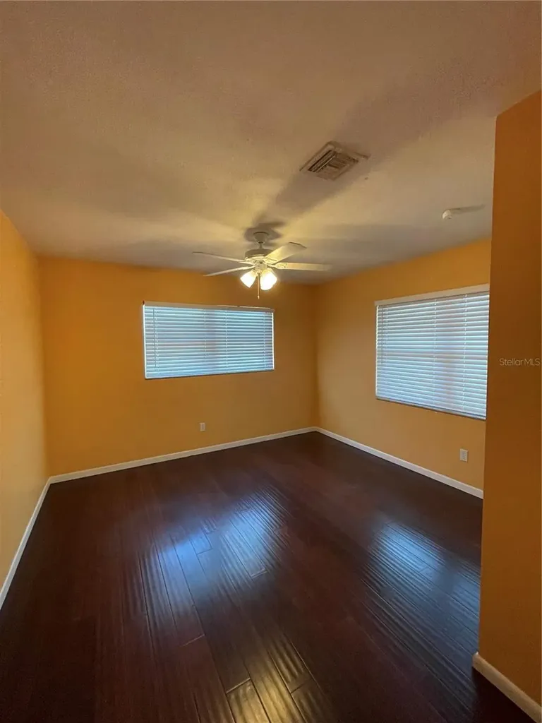 3220 9th Avenue N St Petersburg FL 33713