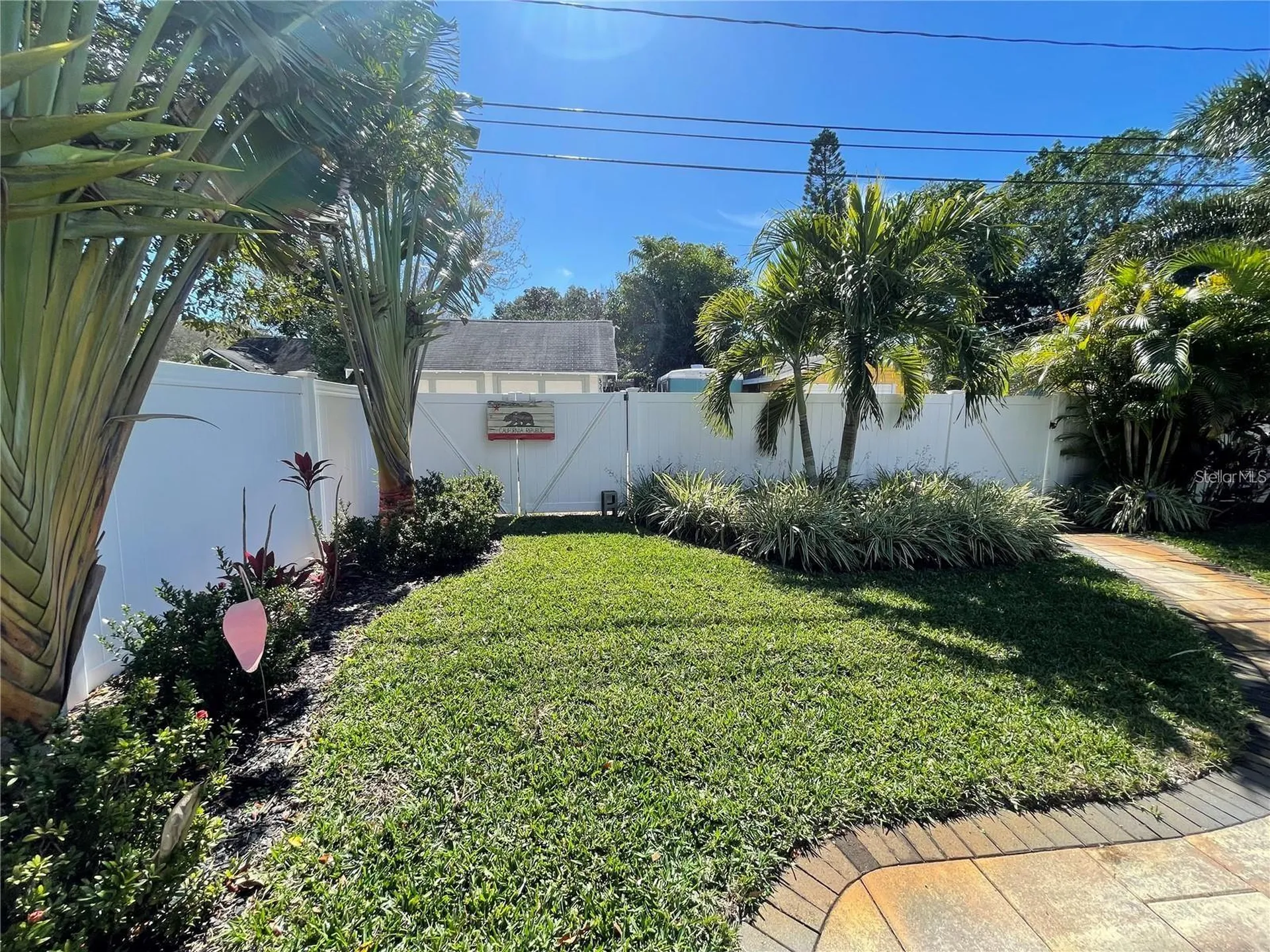 3220 9th Avenue N St Petersburg FL 33713