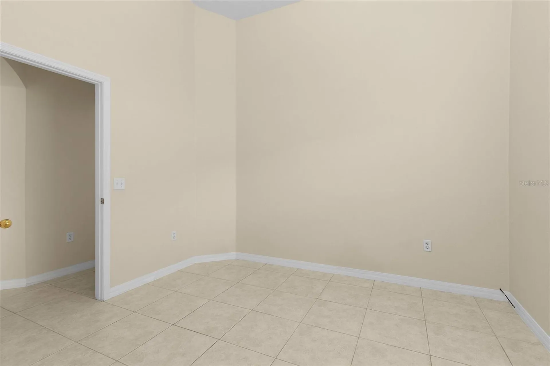 2546 Crown Ridge Circle Kissimmee FL 34744