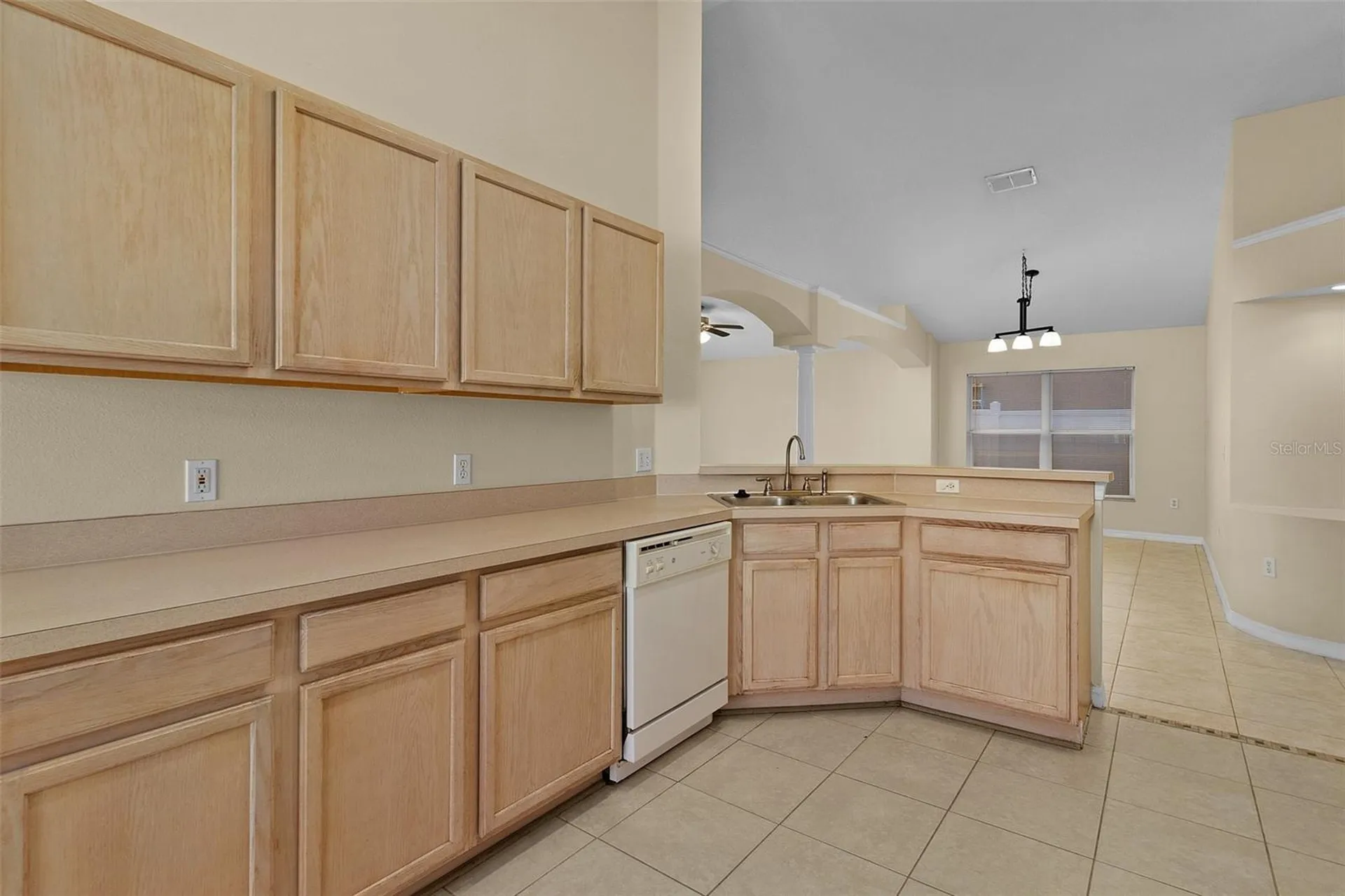 2546 Crown Ridge Circle Kissimmee FL 34744