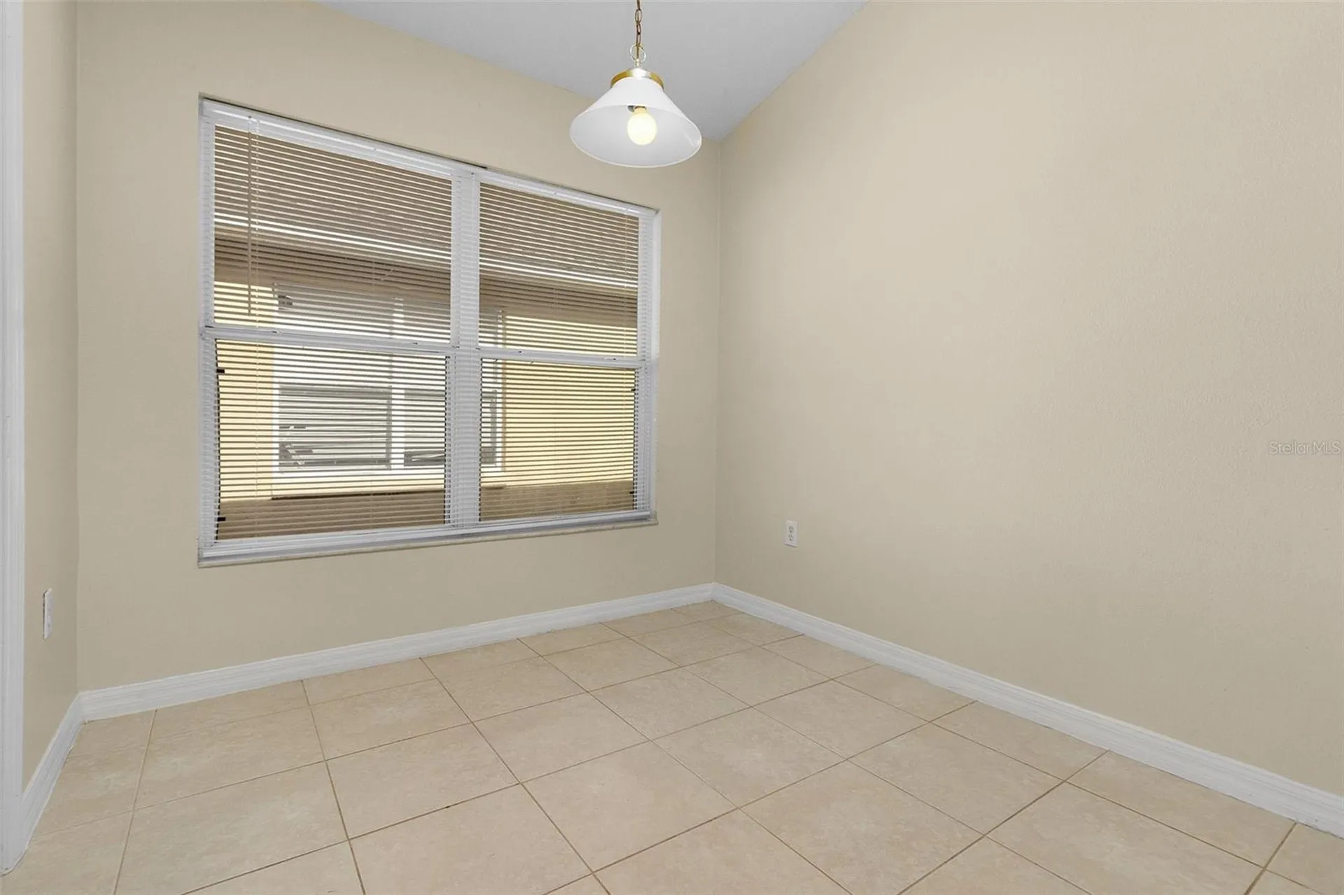 2546 Crown Ridge Circle Kissimmee FL 34744