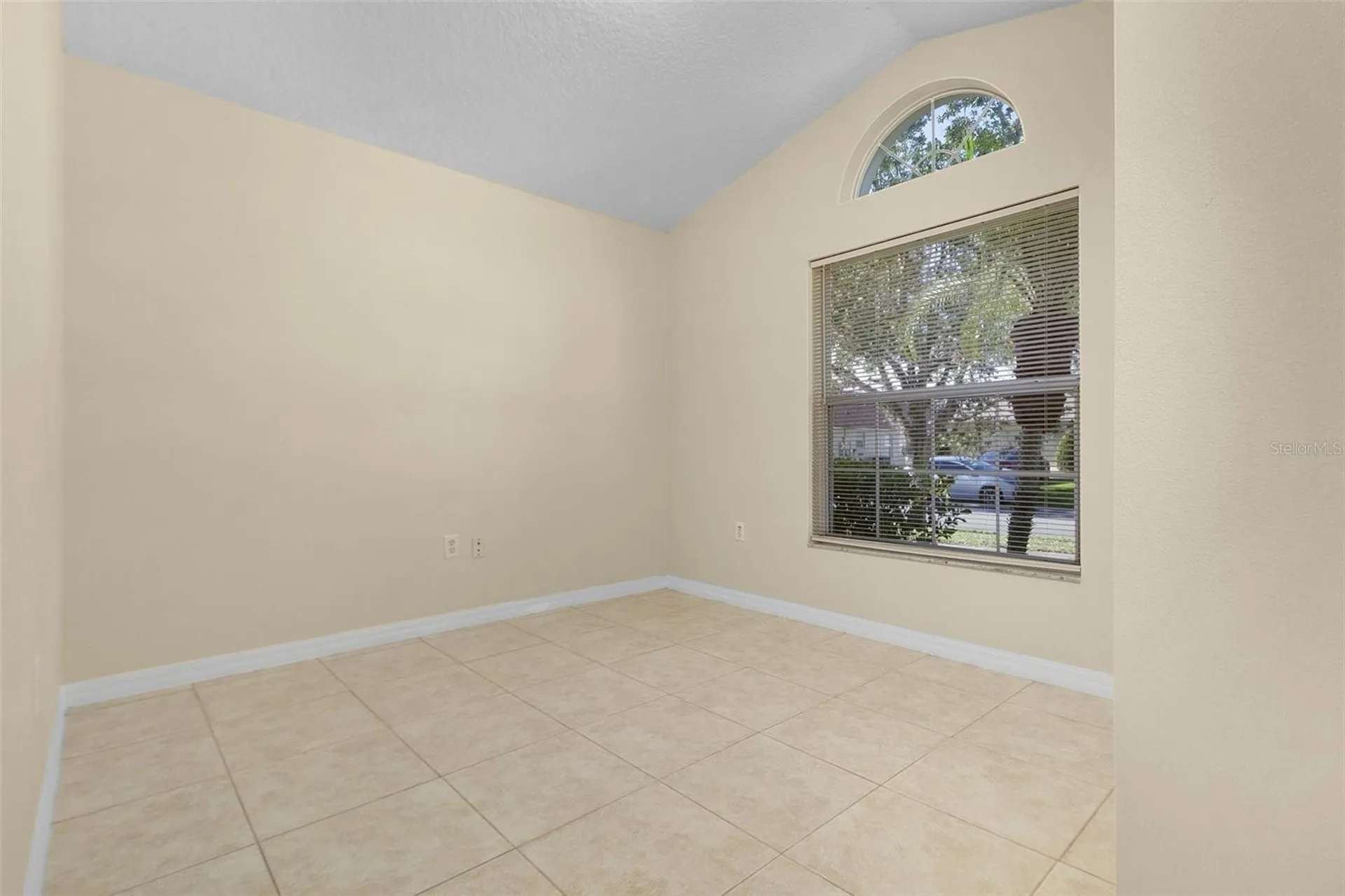 2546 Crown Ridge Circle Kissimmee FL 34744
