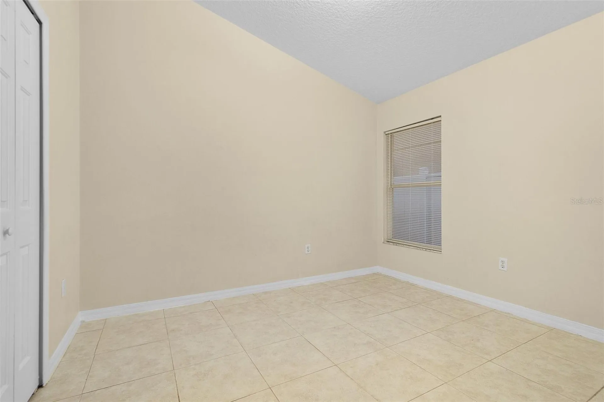 2546 Crown Ridge Circle Kissimmee FL 34744