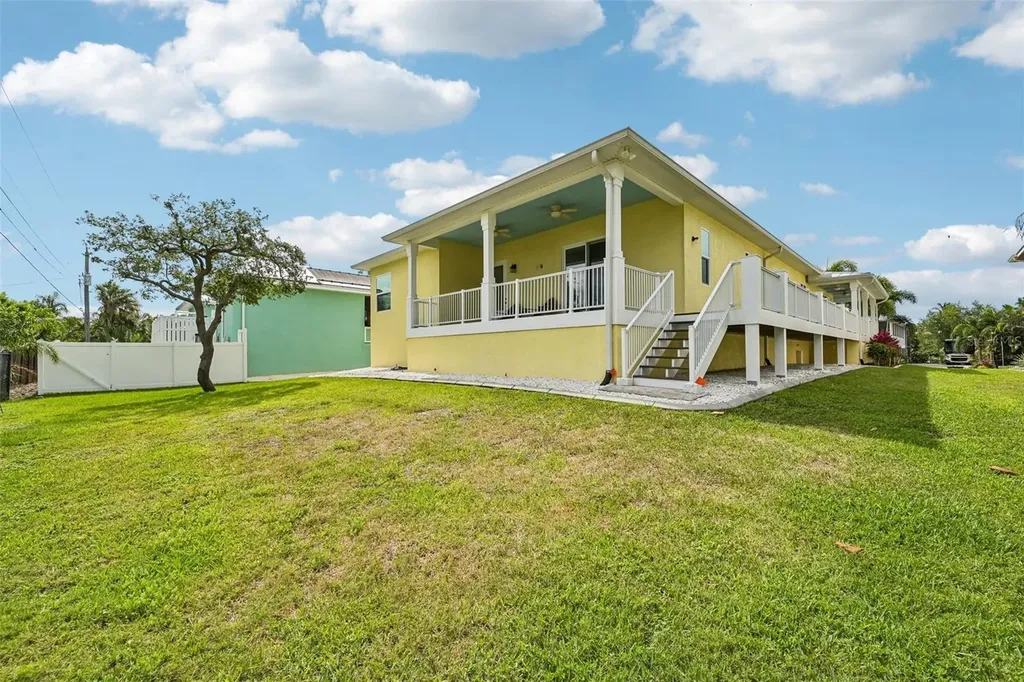 8174 17th Avenue W Bradenton FL 34209