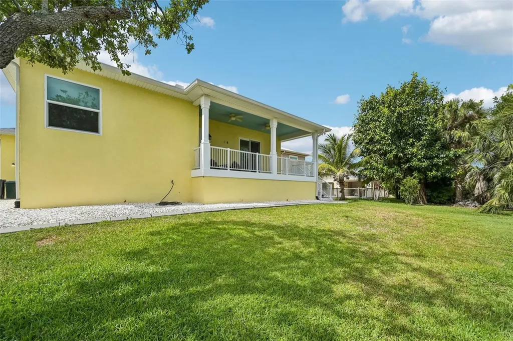 8174 17th Avenue W Bradenton FL 34209