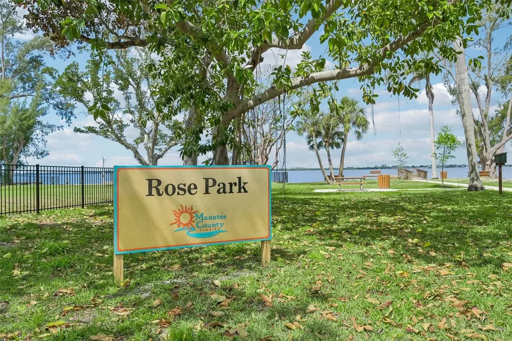 8174 17th Avenue W Bradenton FL 34209