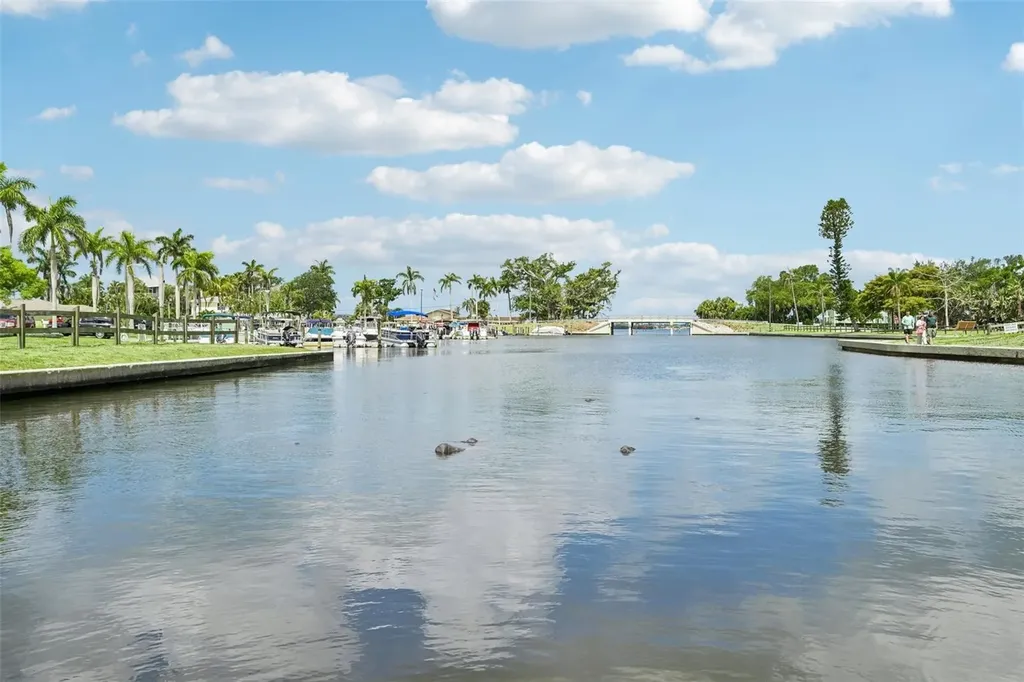 8174 17th Avenue W Bradenton FL 34209