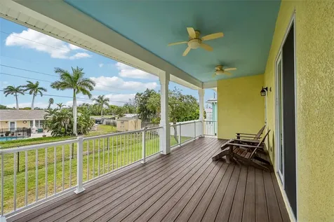 8174 17th Avenue W Bradenton FL 34209
