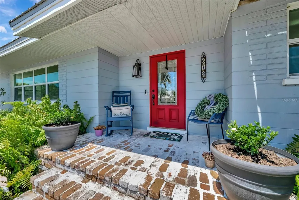 812 59th Street NW Bradenton FL 34209