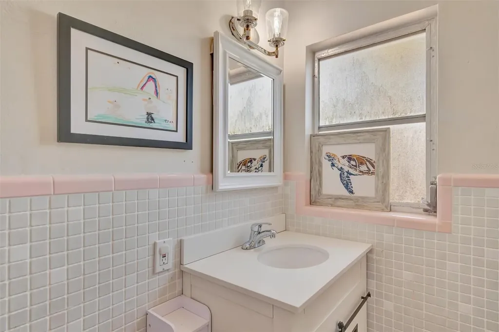 812 59th Street NW Bradenton FL 34209