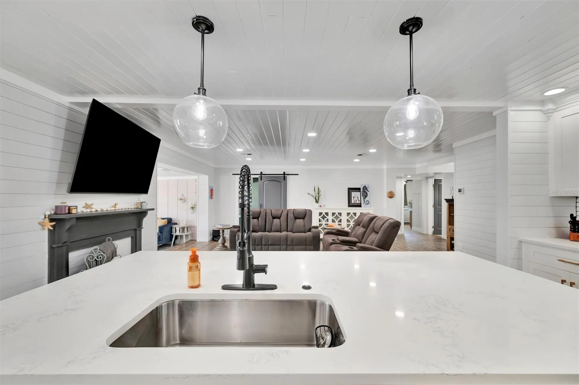 812 59th Street NW Bradenton FL 34209