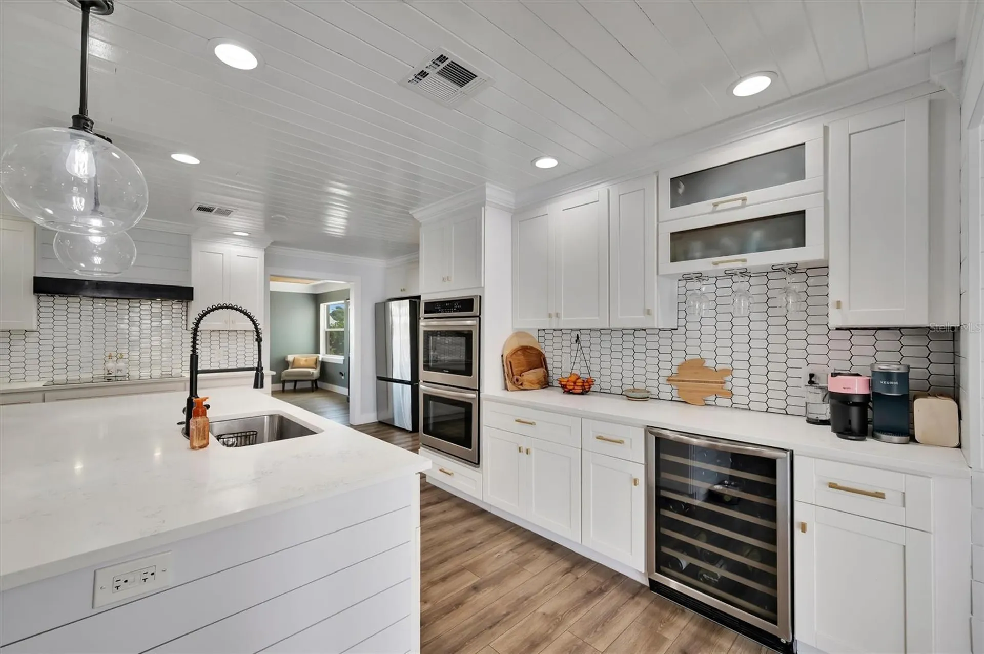 812 59th Street NW Bradenton FL 34209