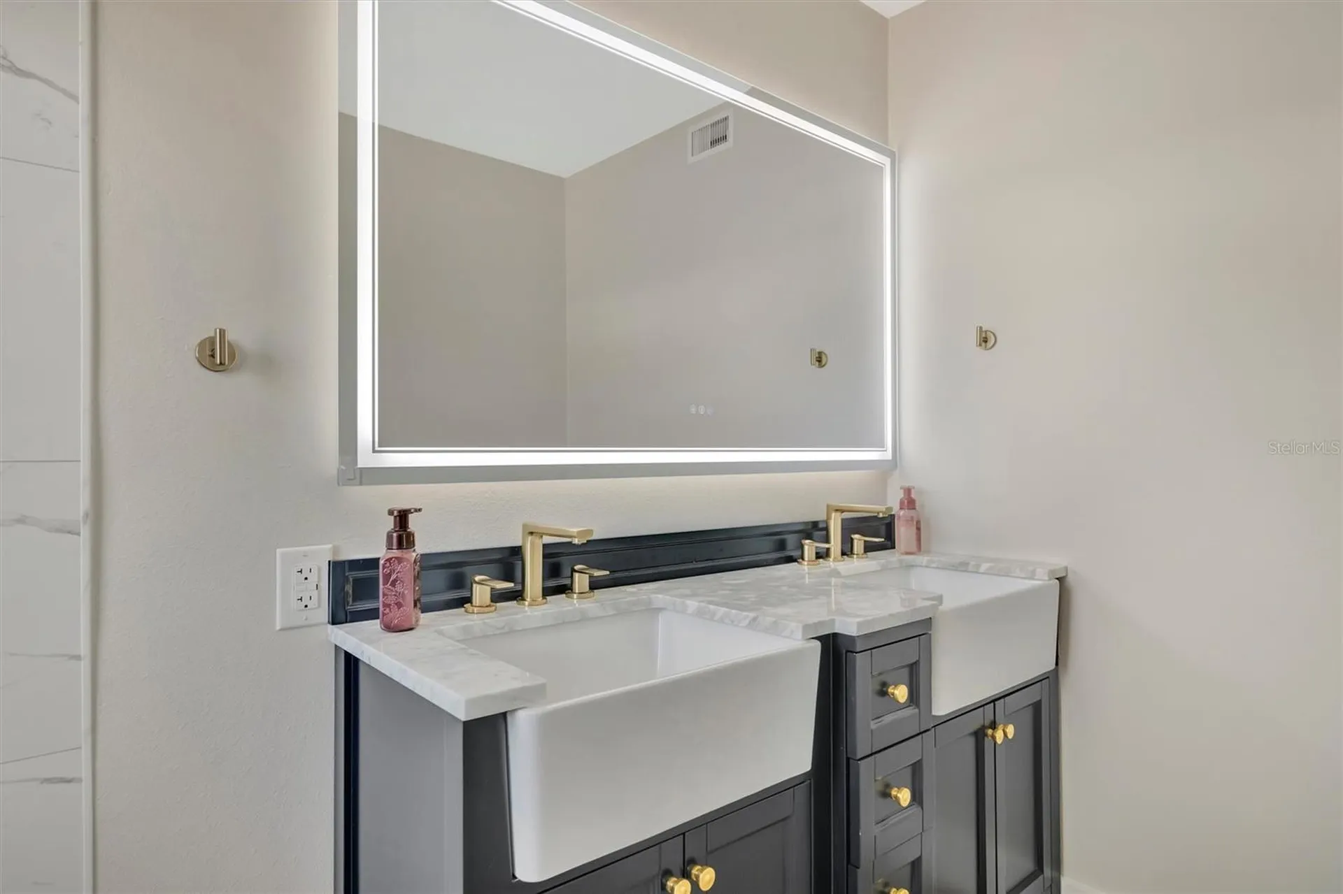 812 59th Street NW Bradenton FL 34209
