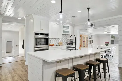 812 59th Street NW Bradenton FL 34209