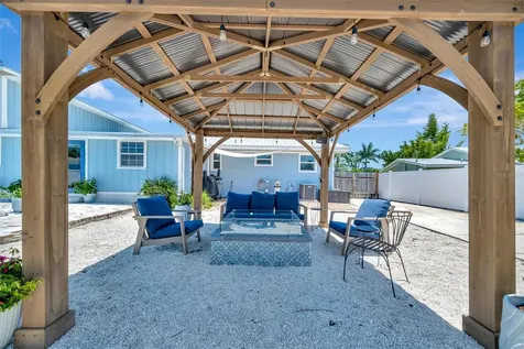 812 59th Street NW Bradenton FL 34209