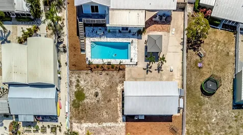 812 59th Street NW Bradenton FL 34209