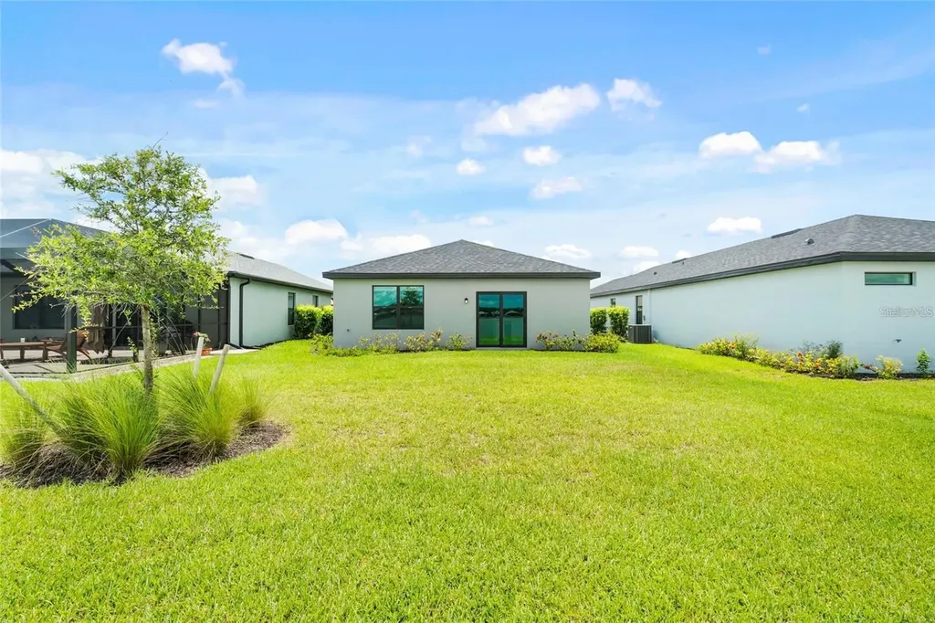 6560 Silverstar Drive Sarasota FL 34240