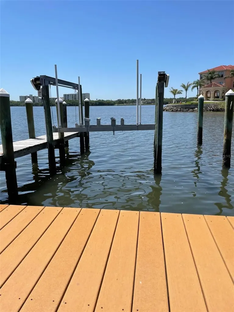 2757 Via Cipriani Clearwater FL 33764