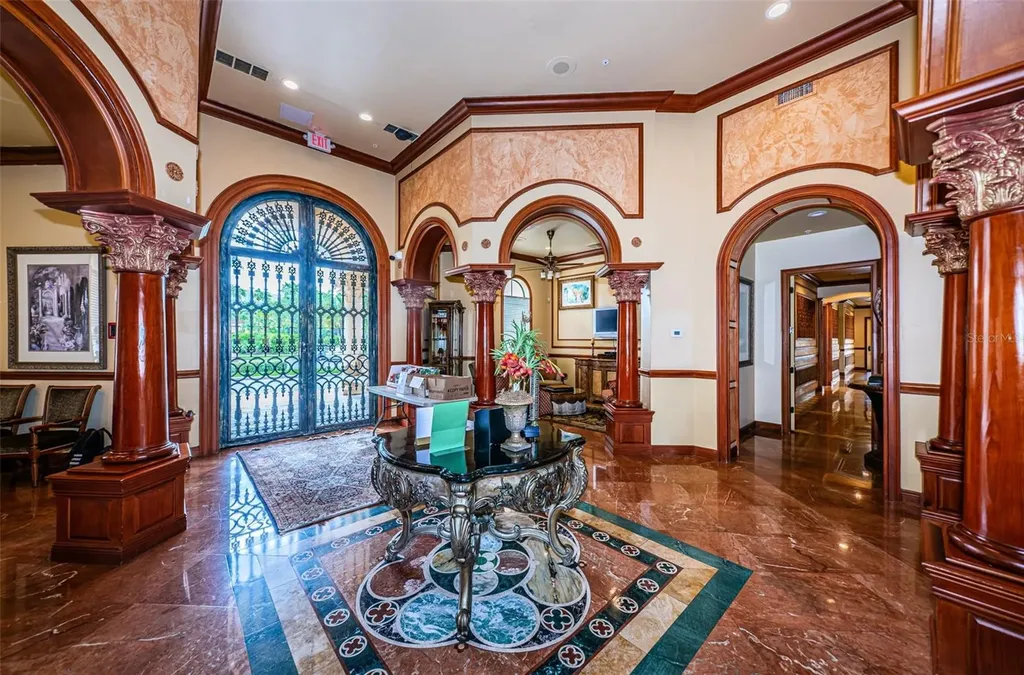 2757 Via Cipriani Clearwater FL 33764