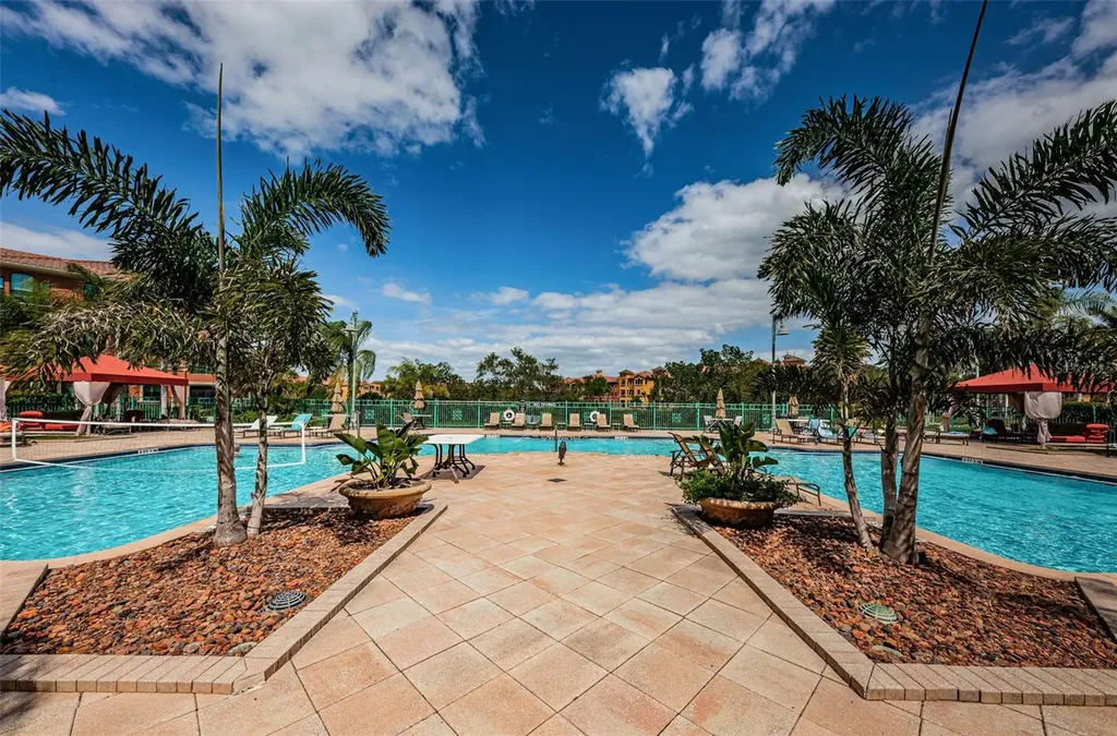 2757 Via Cipriani Clearwater FL 33764