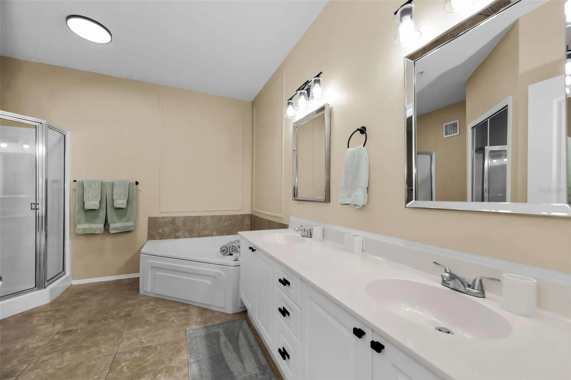 2757 Via Cipriani Clearwater FL 33764